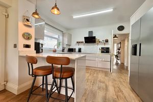 Kitchen - click for photo gallery